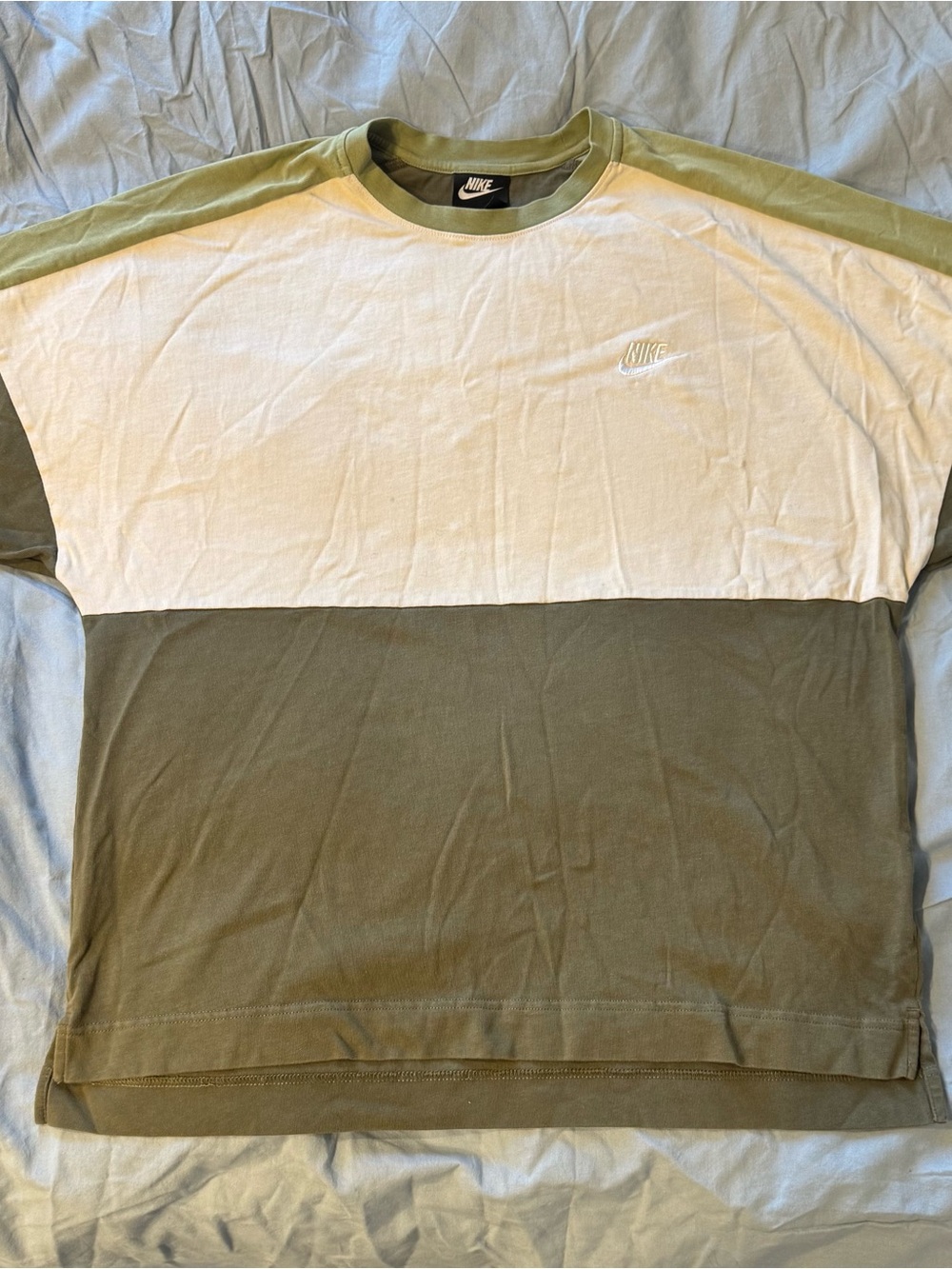 Nike Men’s Short-Sleeve Colorblock Tee in Olive & Cream